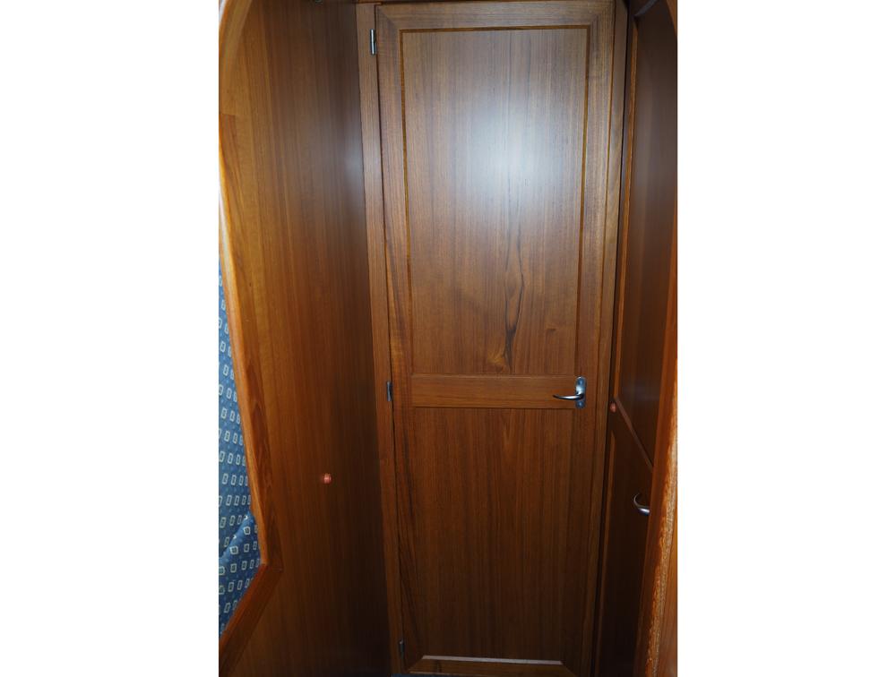 Aft cabin, Accommodation